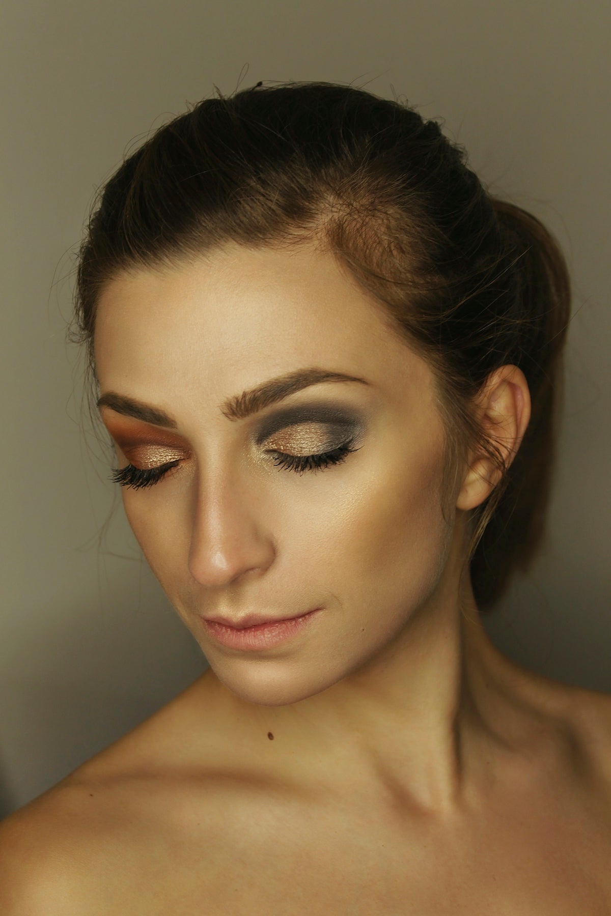 Exploring Innovative Makeup Vanity Designs for Modern Spaces - Yanosaku Sotre