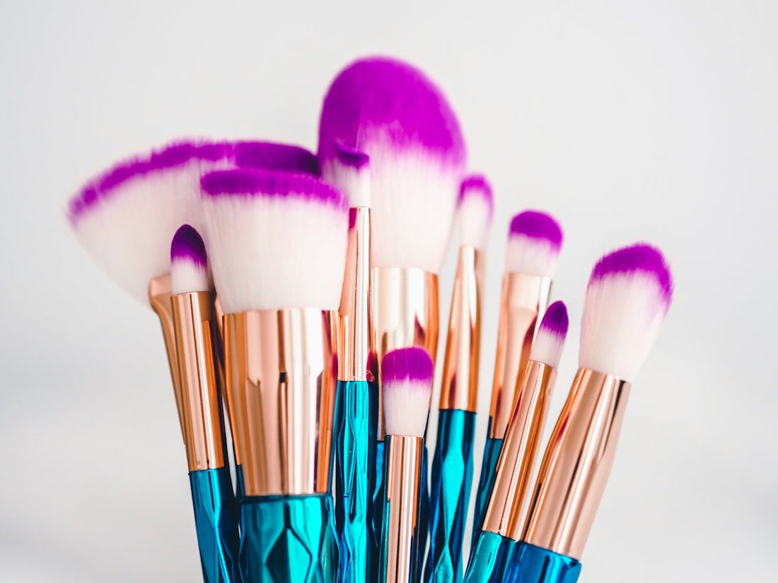 How to Personalize Your Makeup Vanity for Individual Style - Yanosaku Sotre