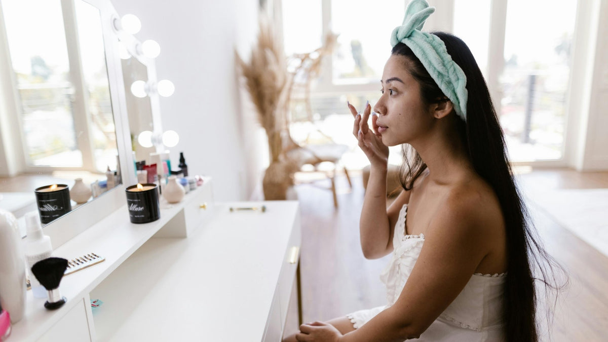 Best Vanity Desks with LED Mirrors: Top 5 Picks 2026 - Vektaya