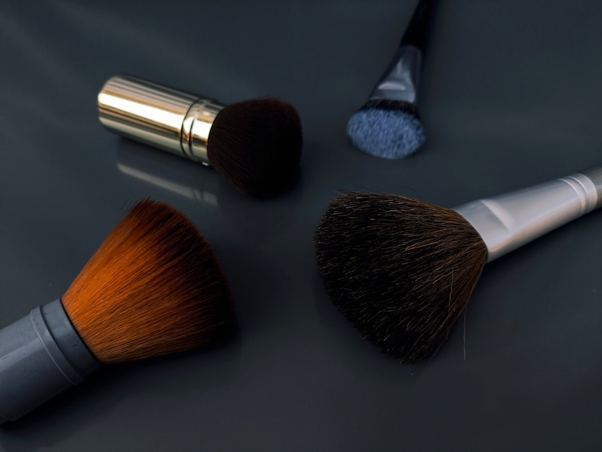 Comprehensive Guide to Choosing Beauty Supplies for Your Vanity - Vektaya