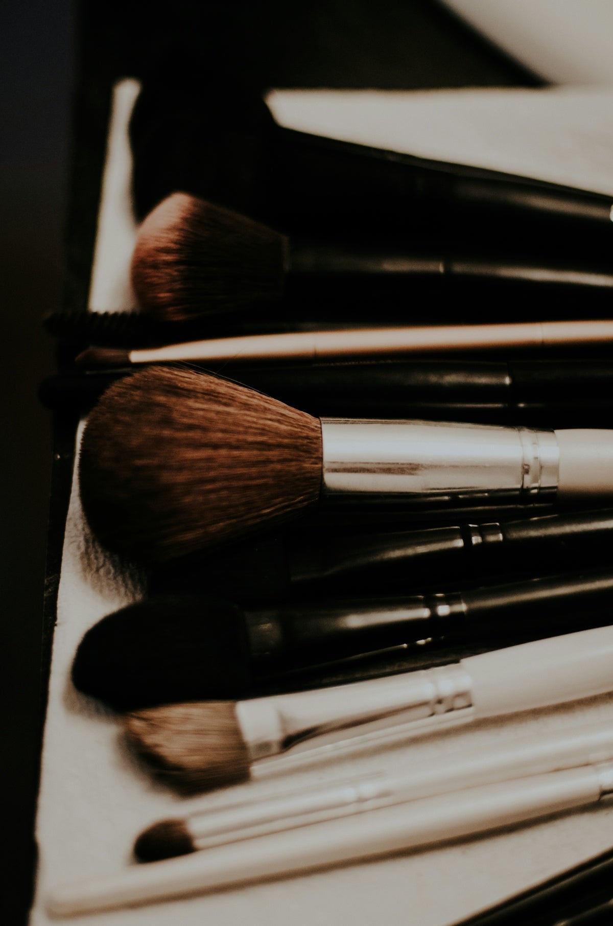 Effective Techniques for Streamlining Your Makeup Vanity Organization - Yanosaku Sotre