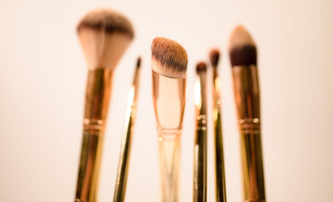 Evaluation of Ergonomic Designs for Makeup Vanities - Yanosaku Sotre