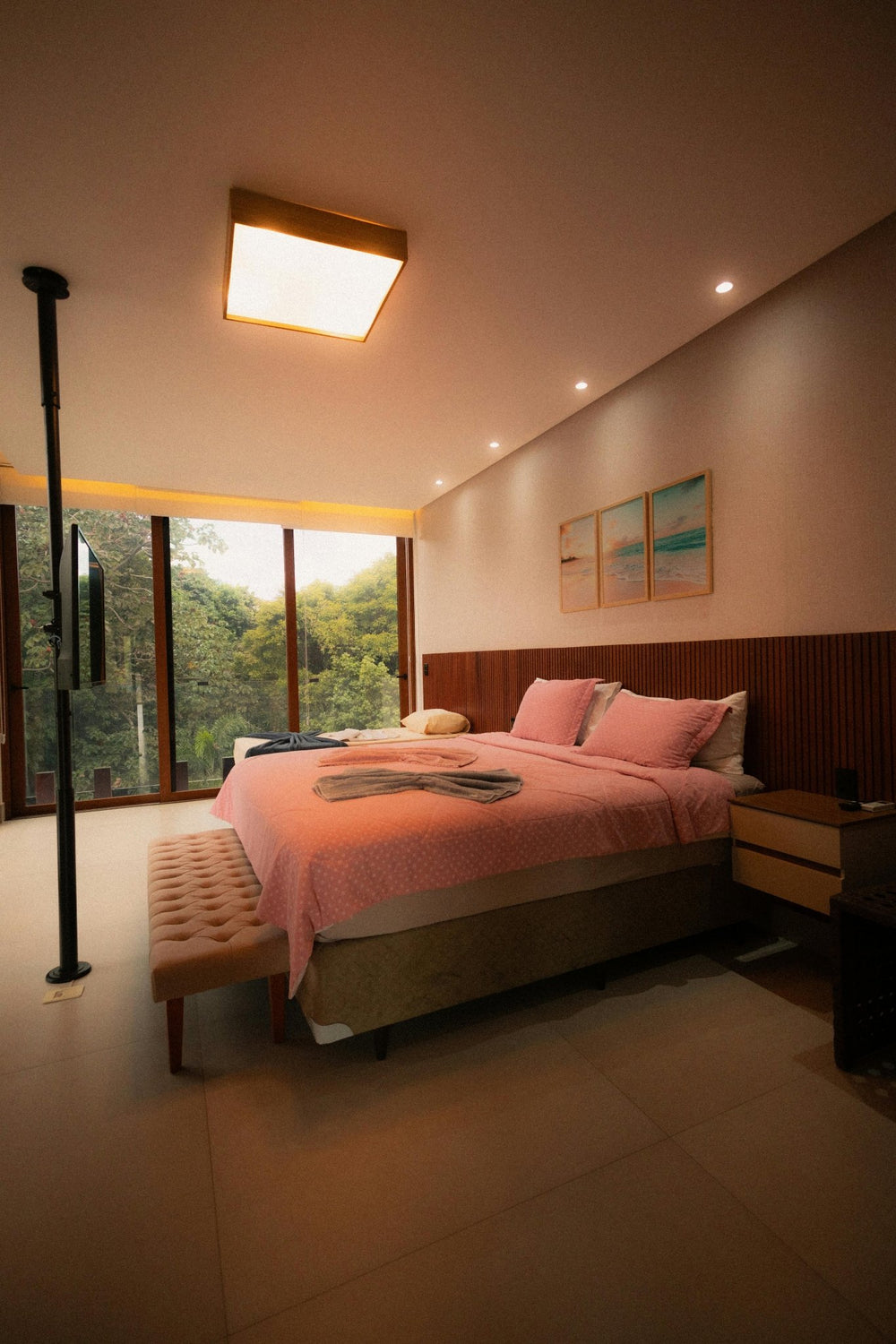 The Real Cost of Cheap Bedroom Furniture: 5-Year Analysis - Vektaya