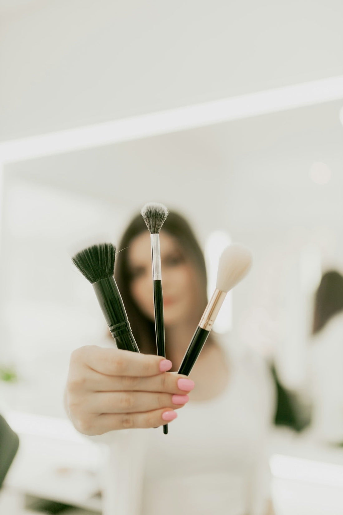 Troubleshooting Common Makeup Vanity Lighting Issues - Yanosaku Sotre
